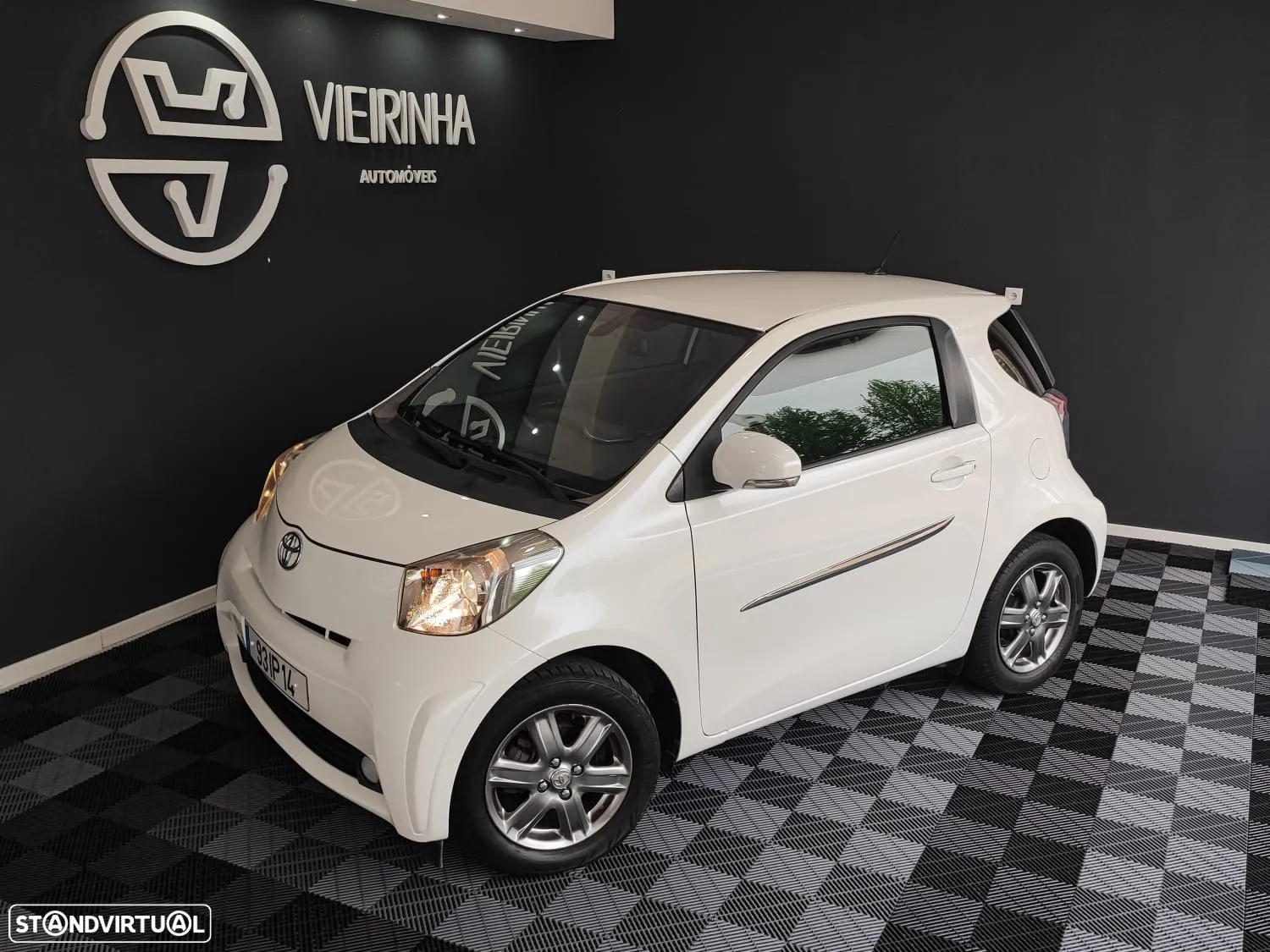Toyota iQ 1.0 VVT-i 2 EP - 3