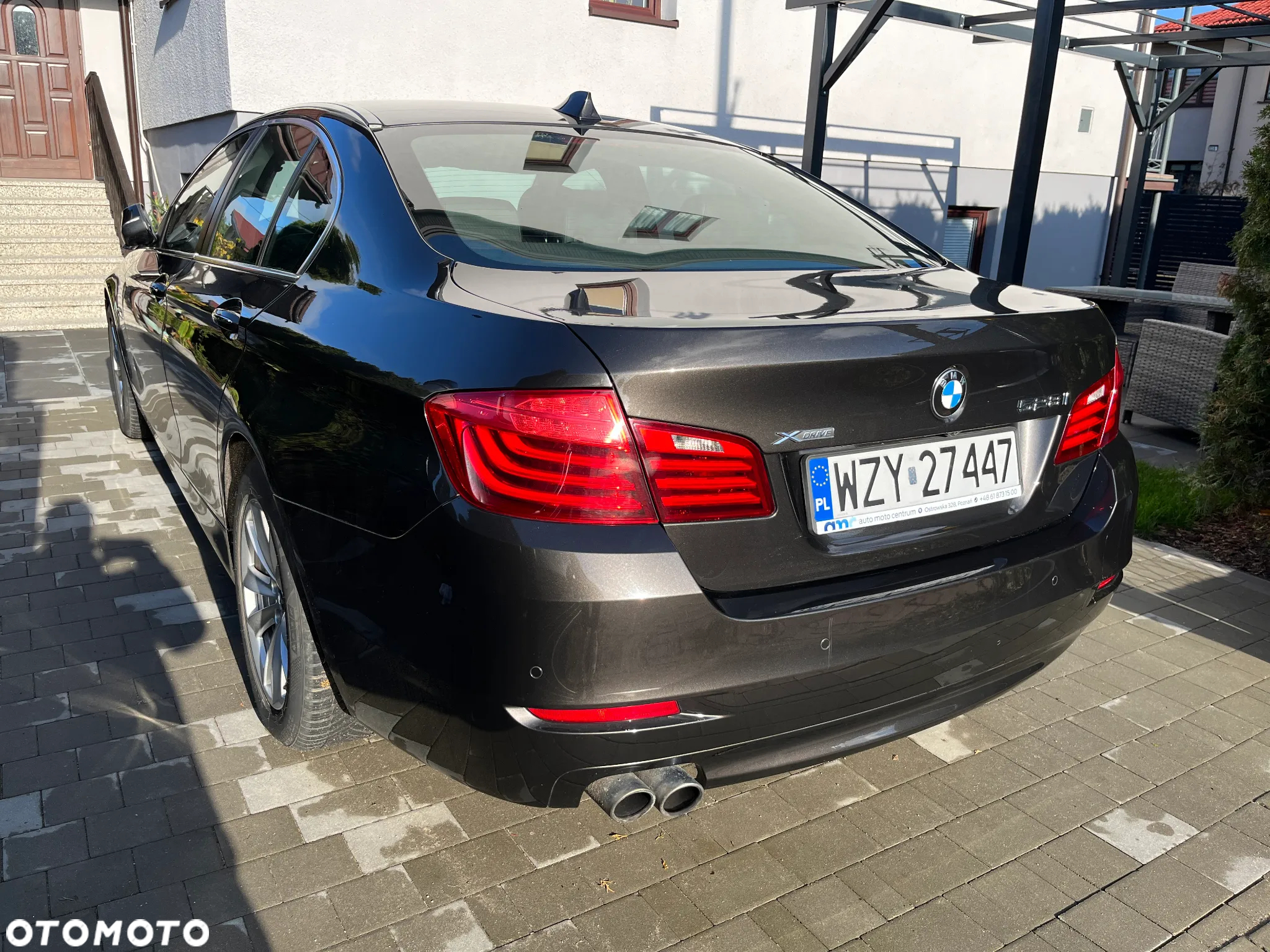 BMW Seria 5 528i xDrive - 6