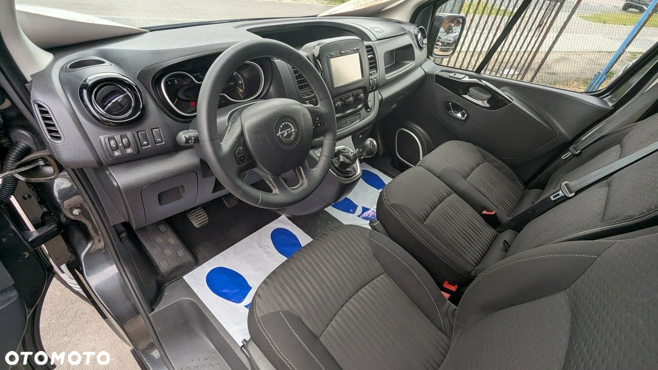 Opel Vivaro - 15
