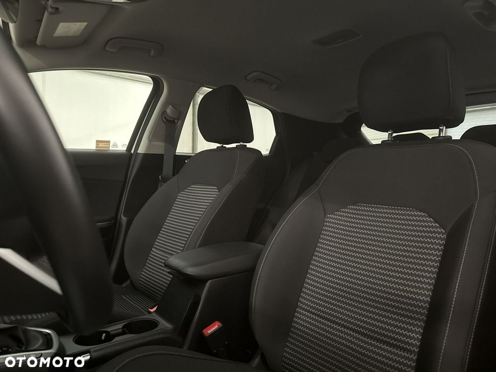 Kia XCeed - 12