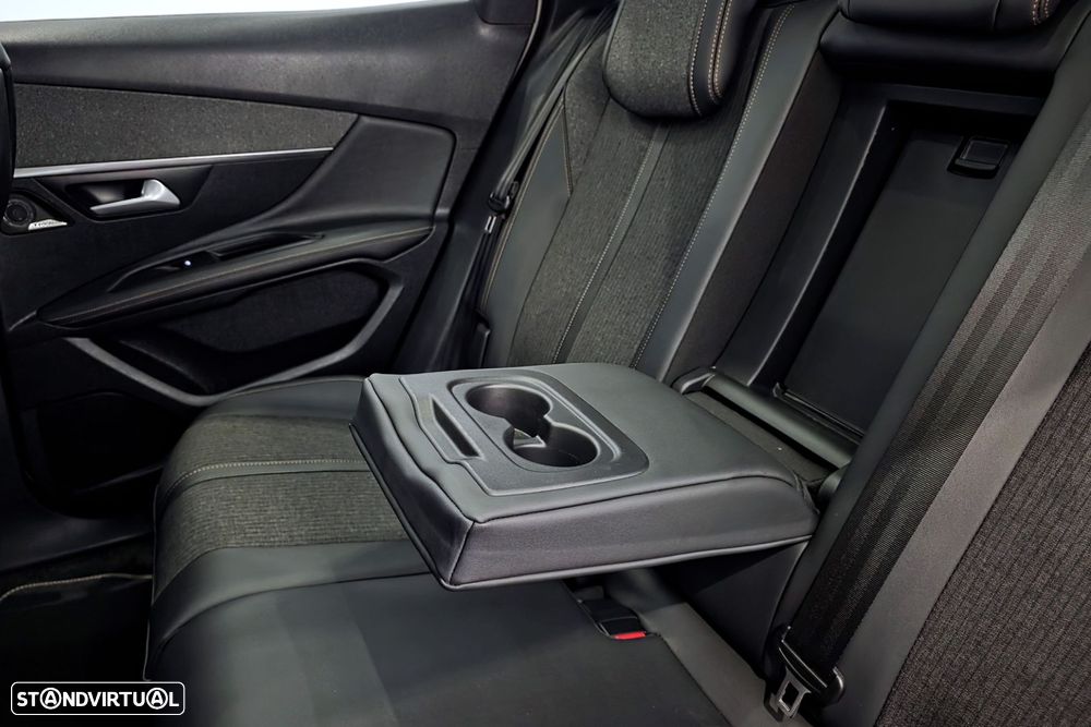 Peugeot 3008 1.5 BlueHDi GT Line EAT8 - 14