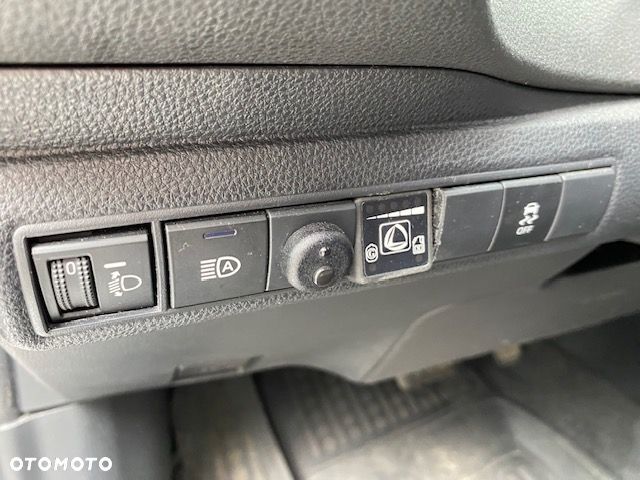 Toyota Corolla 1.8 Hybrid Comfort - 21