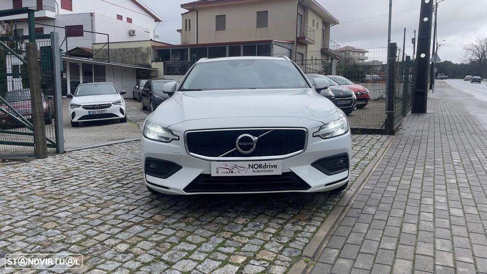 Volvo V60 D3 Momentum Pro - 10