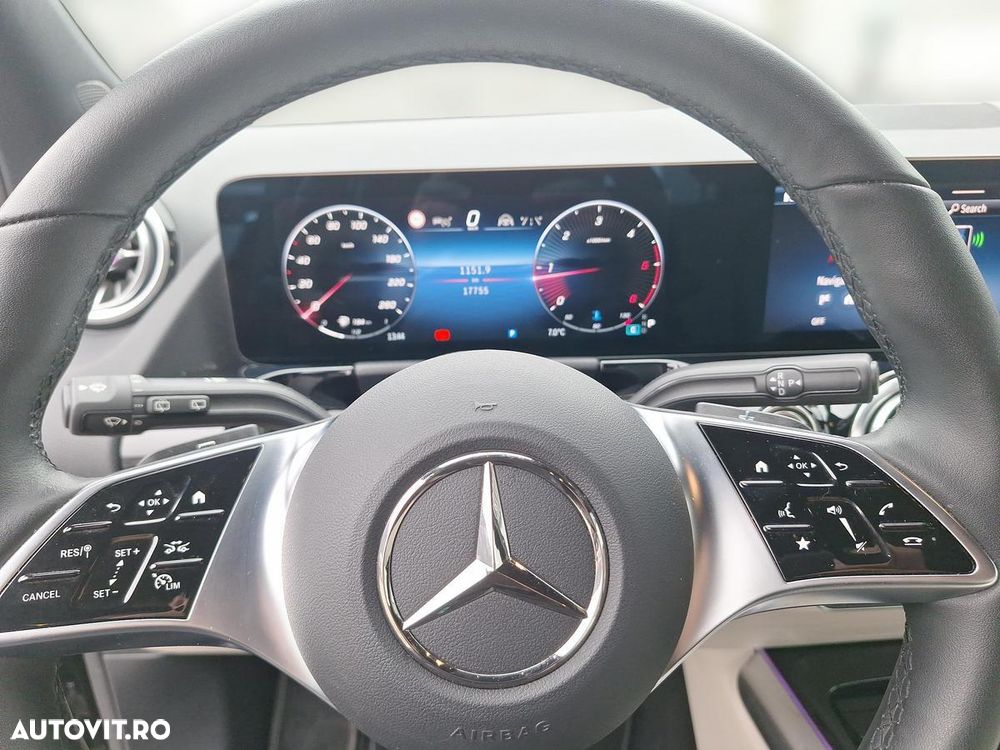 Mercedes-Benz GLA 200 d 4MATIC Aut. - 11