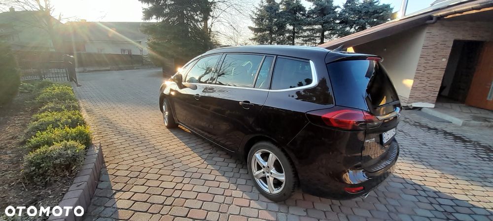 Opel Zafira 2.0 CDTI Cosmo - 2