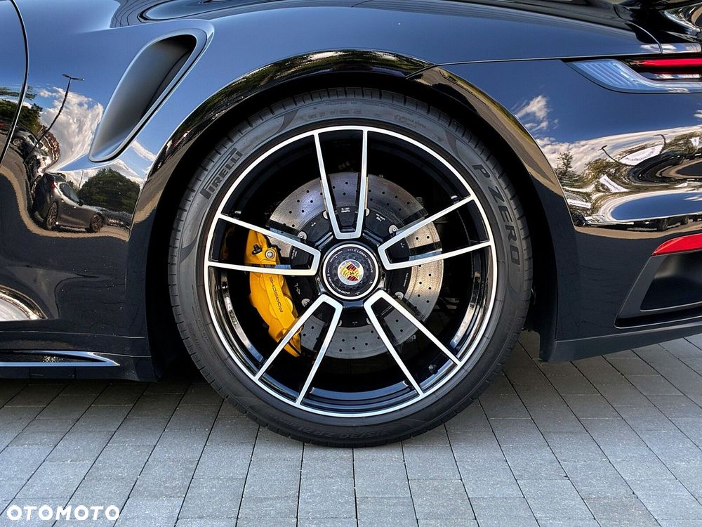 Porsche 911 - 28