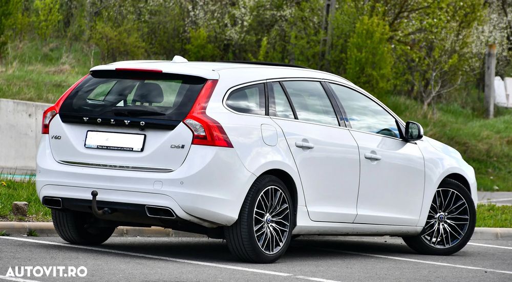 Volvo V60 D6 Twin Engine Geartronic Summum - 4
