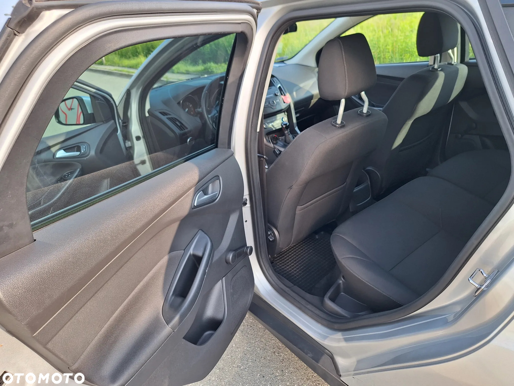Ford Focus 1.6 Trend - 9