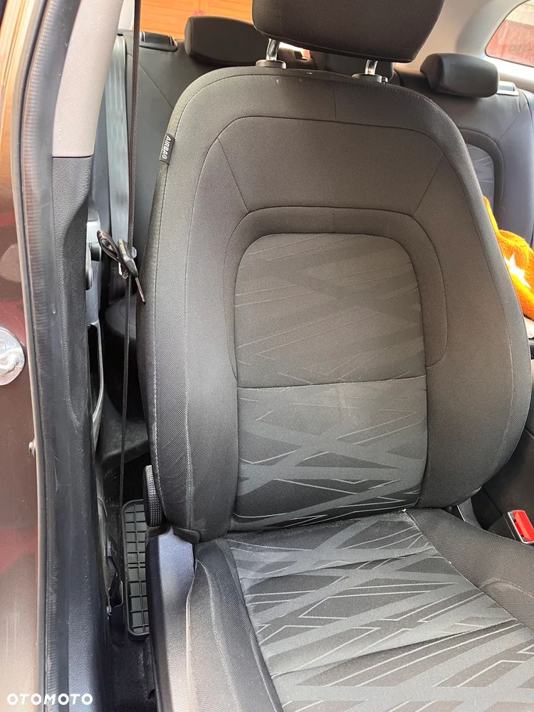 Kia Ceed Cee'd 1.6 GDI M - 4