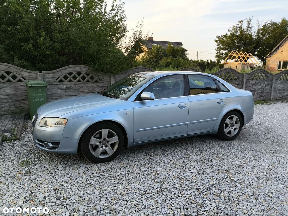 Audi A4 Limousine - 2