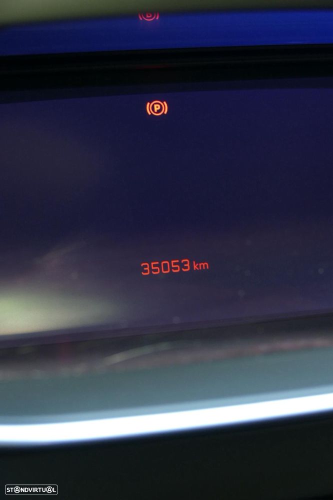 Peugeot 208 1.2 PureTech GT Line EAT8 - 7