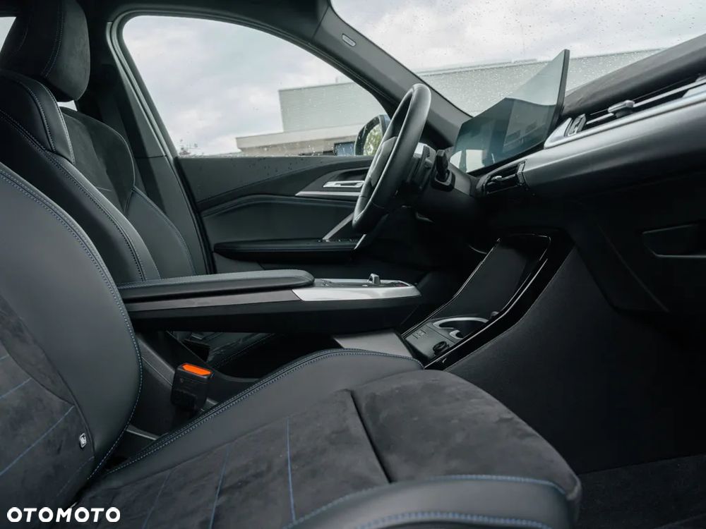 BMW X1 sDrive18d - 9