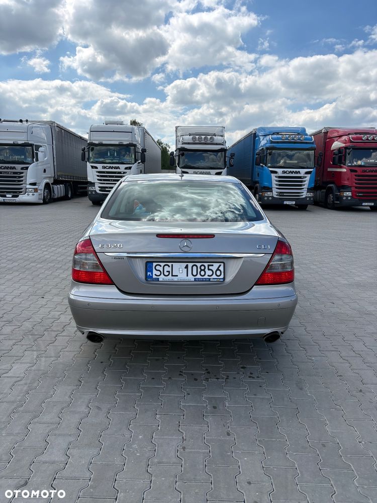 Mercedes-Benz Klasa E 320 CDI Elegance - 5