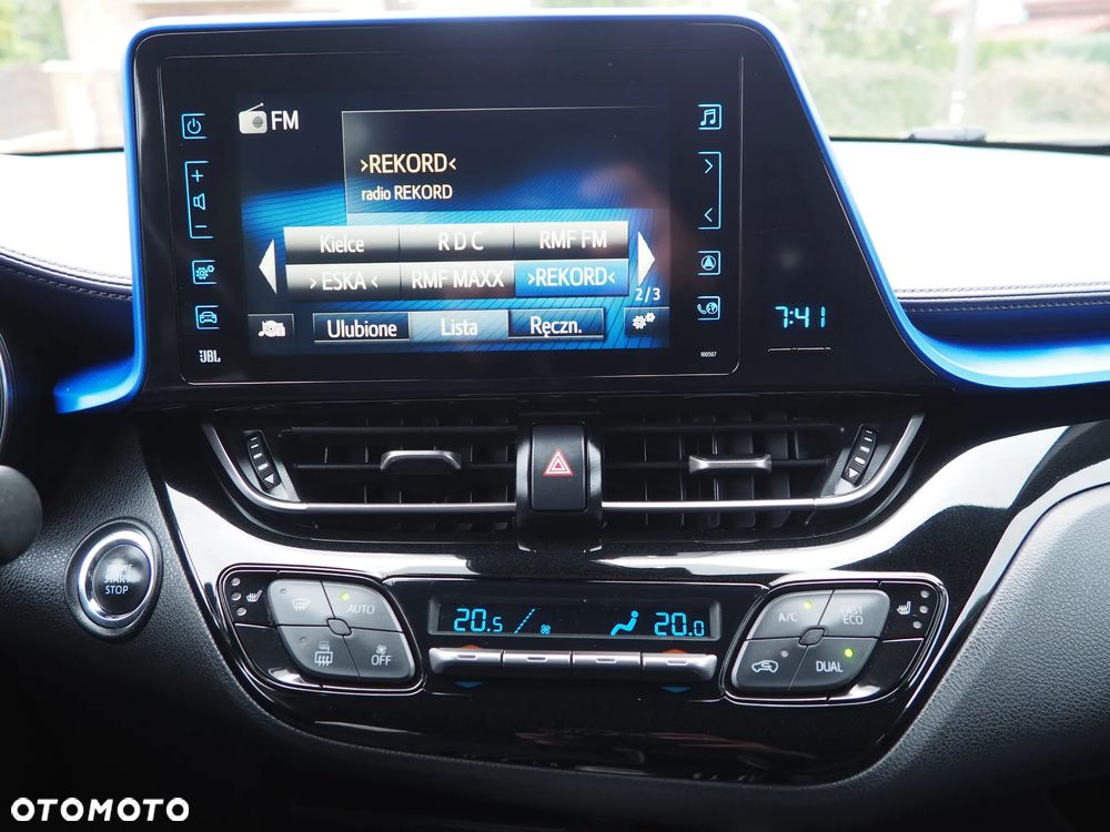 Toyota C-HR 1.2 T Premium CVT 4x4 - 34