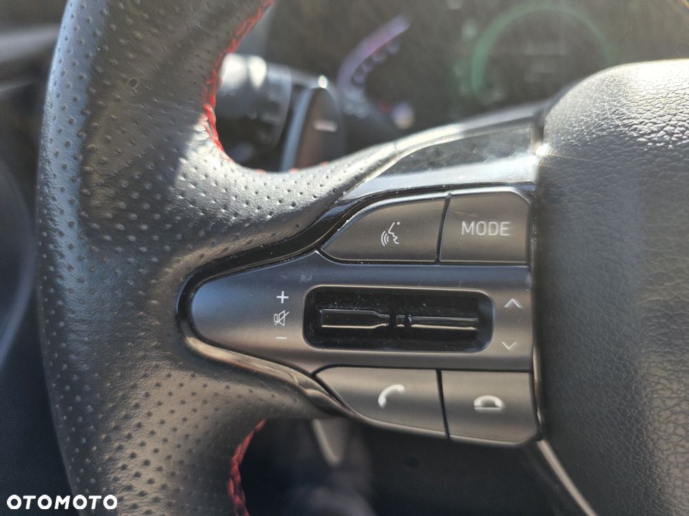 Hyundai i30 1.5 T-GDI 48V-Hybrid DCT N-Line - 8