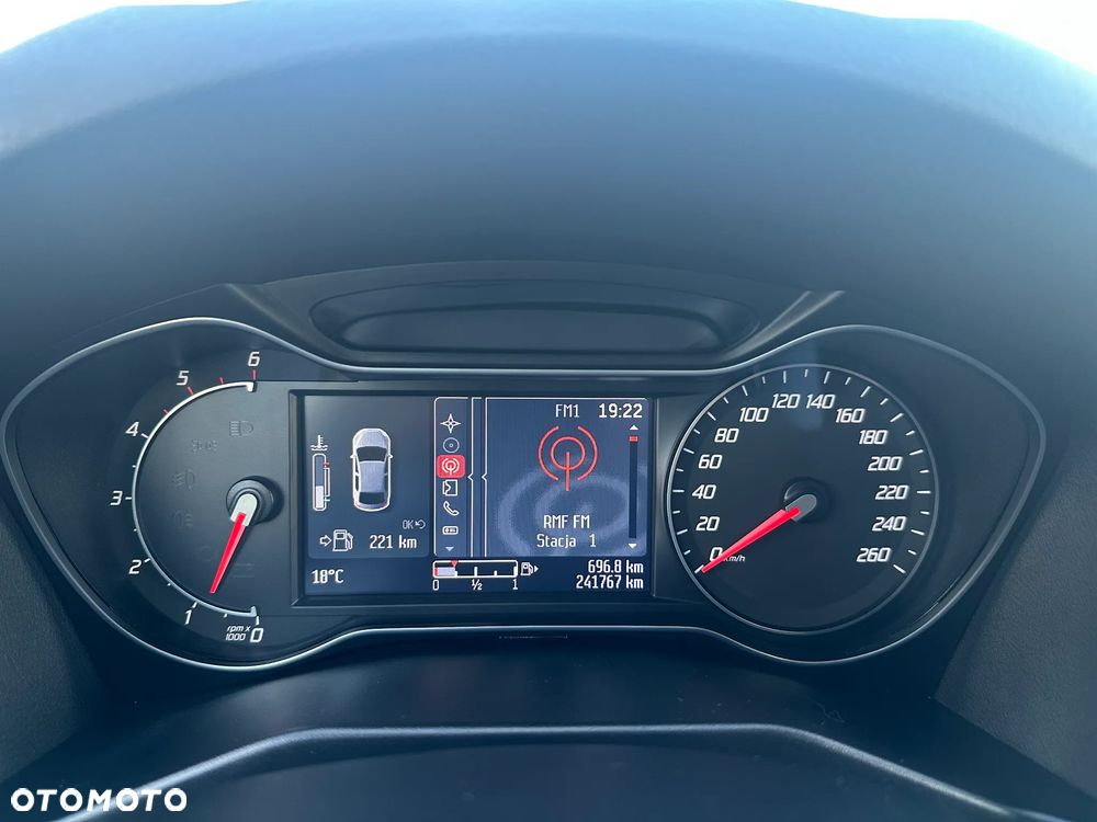 Ford Mondeo 2.0 TDCi Titanium - 23