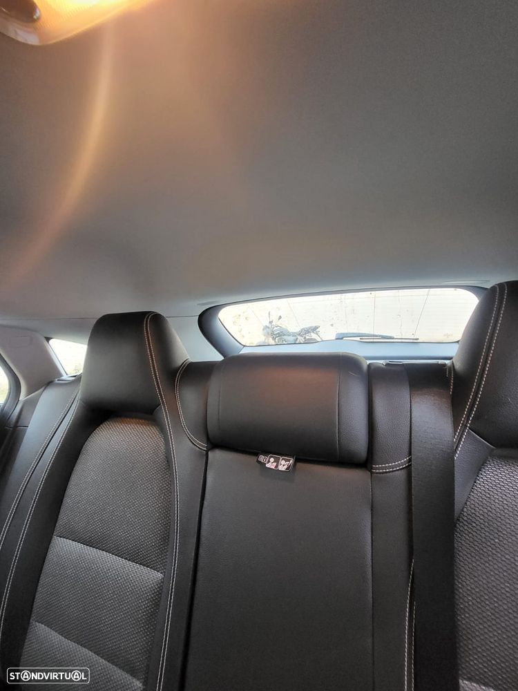 Mercedes-Benz CLA 200 (CDI) d Urban - 20