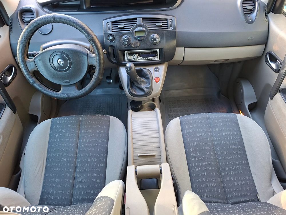 Renault Scenic - 7