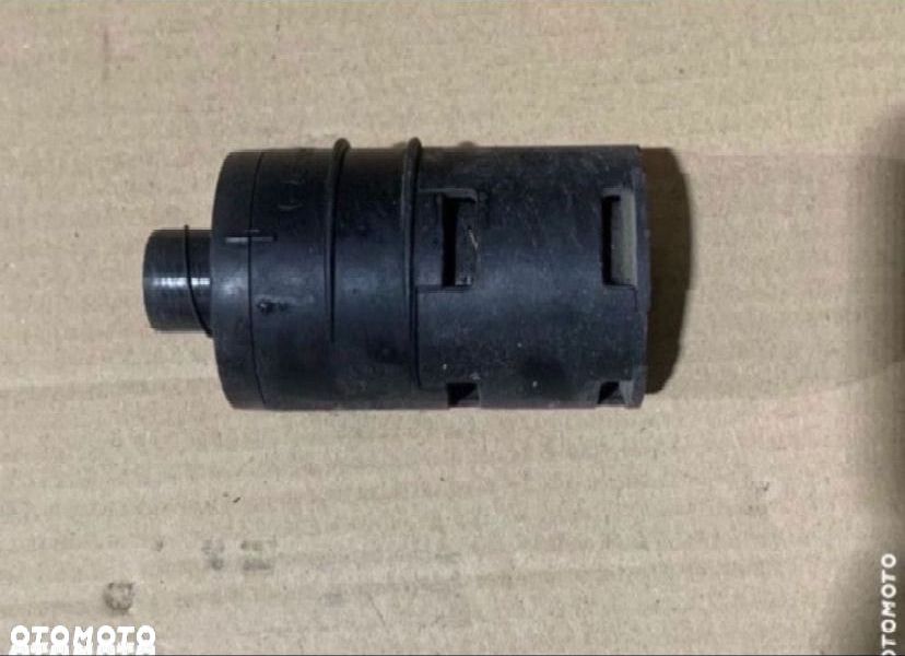 PA6GF30 tłumik powietrza webasto - 1