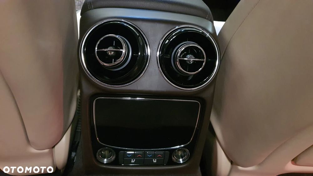 Jaguar XJ 3.0 V6 Kompressor Luxury - 17
