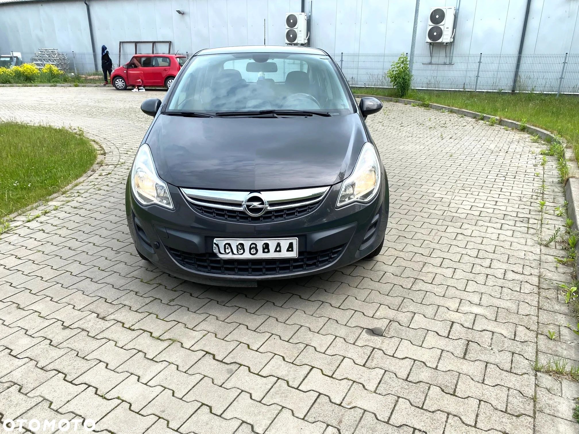 Opel Corsa 1.2 16V Cosmo - 1