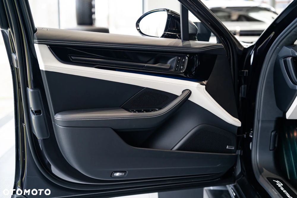 Porsche Panamera 4S E-Hybrid - 9