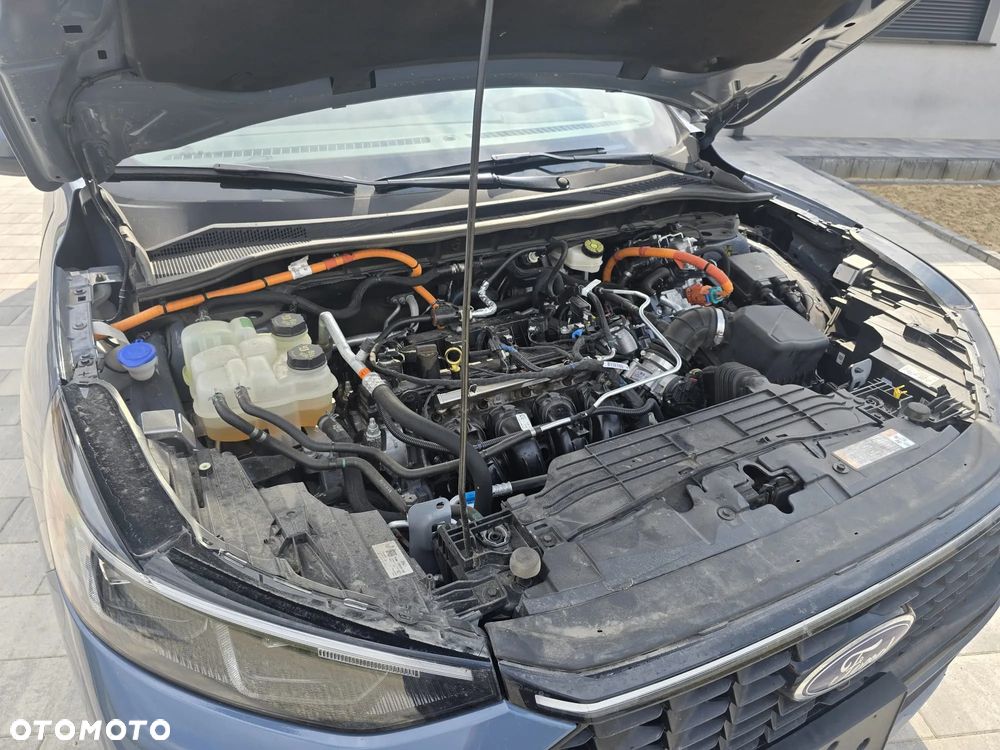 Ford Kuga 2.5 Duratec FHEV 4x4 TITANIUM - 15
