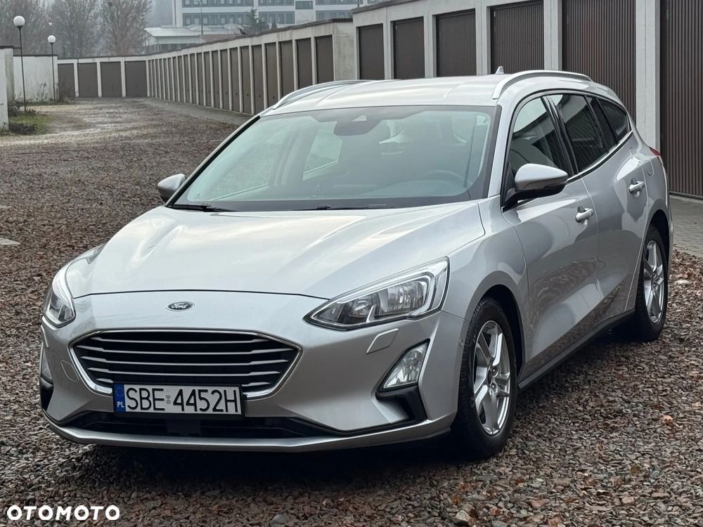 Ford Focus 1.5 TDCi SYNC Edition - 11