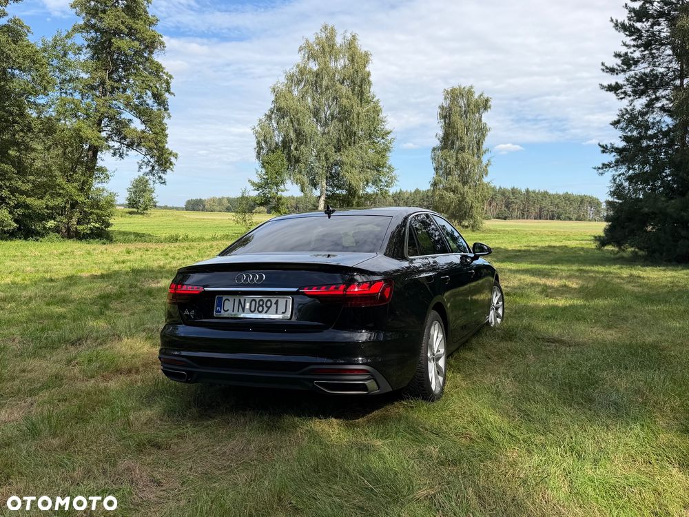 Audi A4 Limousine - 13