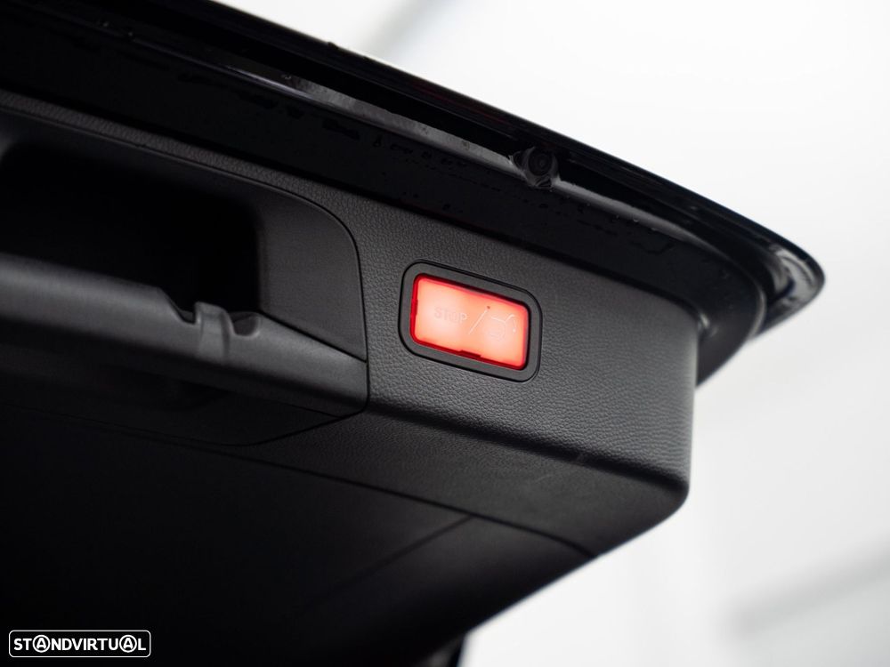 Mercedes-Benz GLC 300 de 4Matic - 12