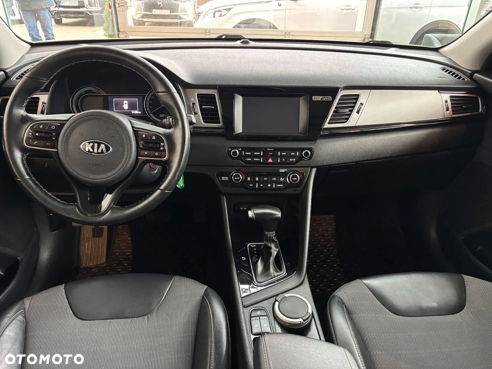 Kia Niro 1.6 GDI Hybrid L - 10