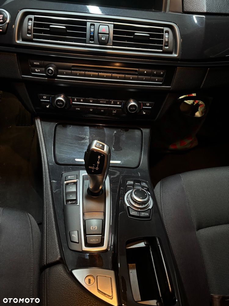 BMW Seria 5 520d - 10