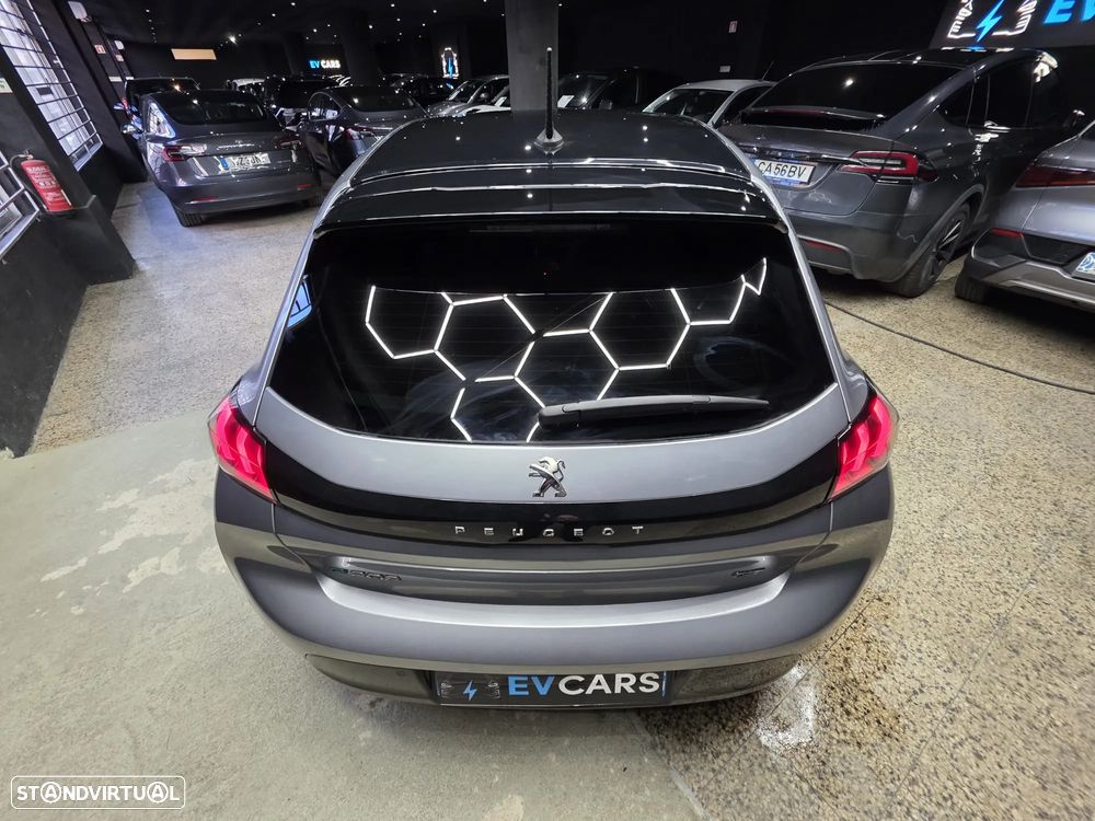 Peugeot e-208 50 kWh GT Line - 24