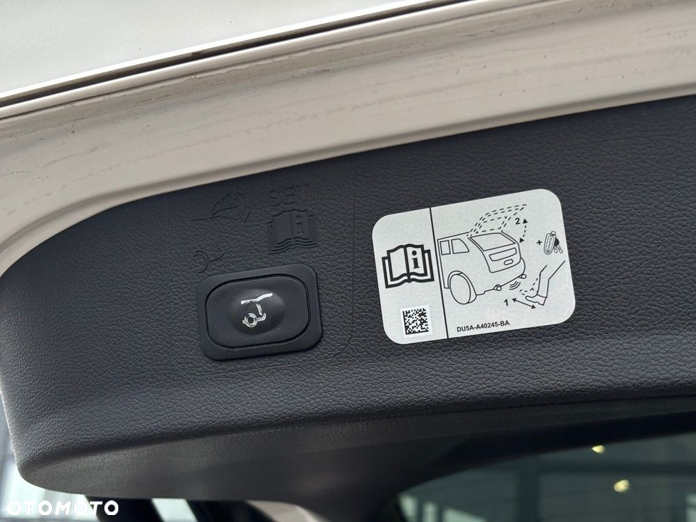 Ford Kuga 2.0 TDCi AWD ST-Line - 31