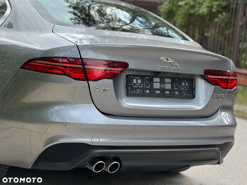Jaguar XE D180 R-Dynamic S - 14