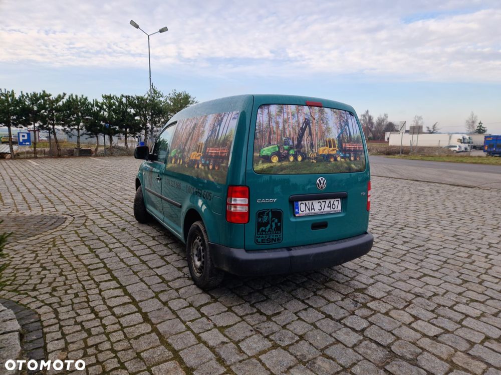 Volkswagen Caddy - 10