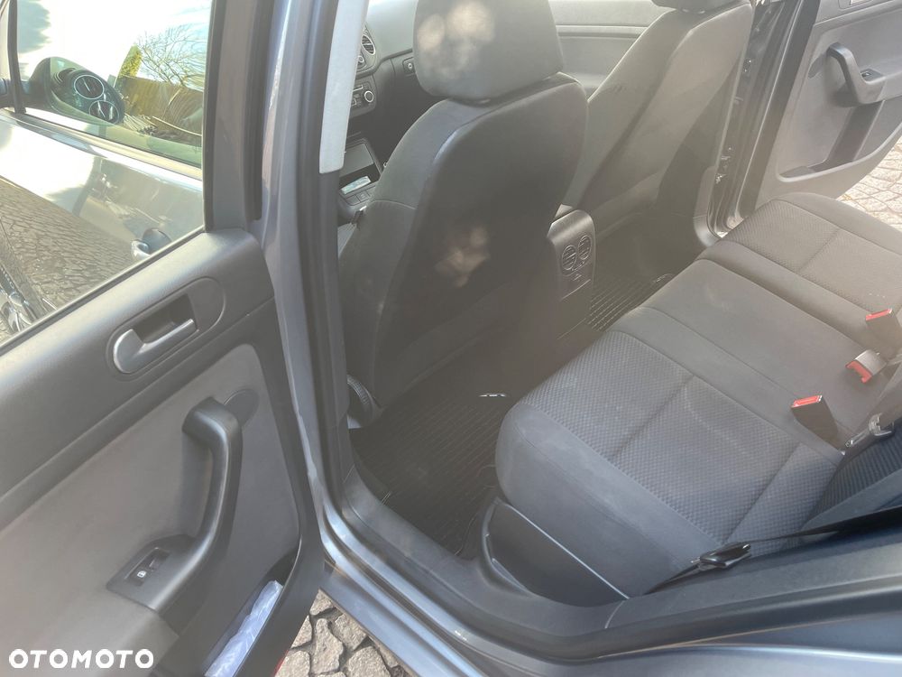 Volkswagen Golf Plus 2.0 TDI Comfortline - 13