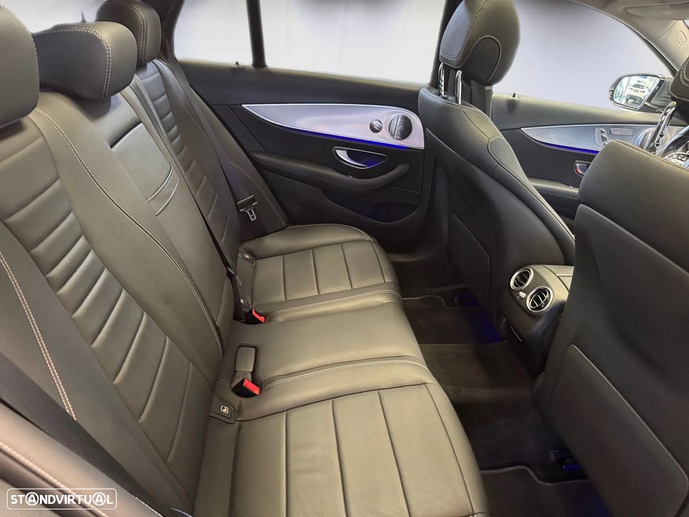 Mercedes-Benz E 220 d 4-Matic All Terrain Avantgarde + - 23