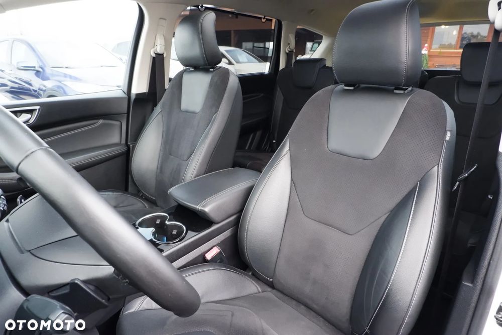 Ford S-Max 2.0 TDCi 4WD Titanium PowerShift - 27