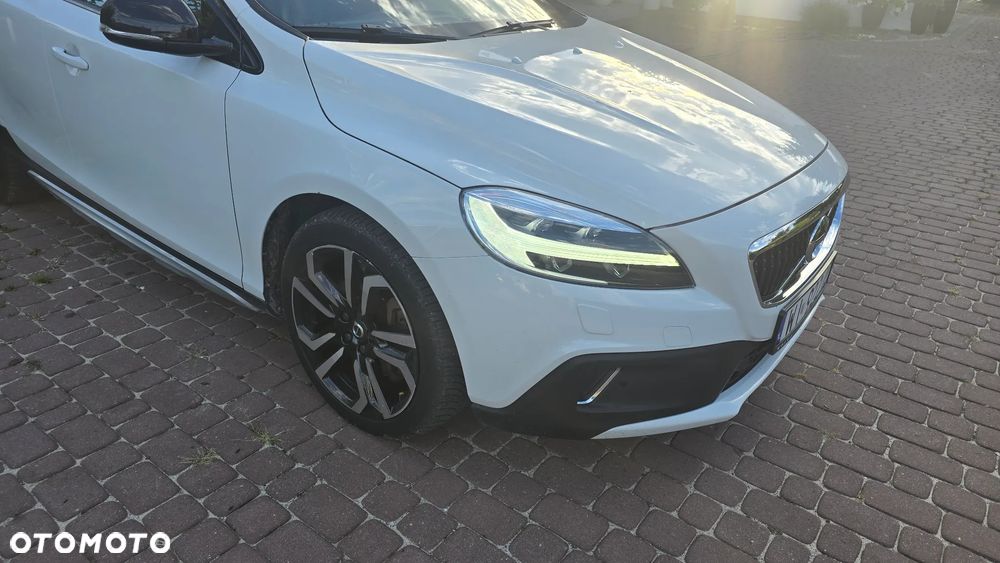 Volvo V40 Cross Country T3 Drive-E Summum - 5