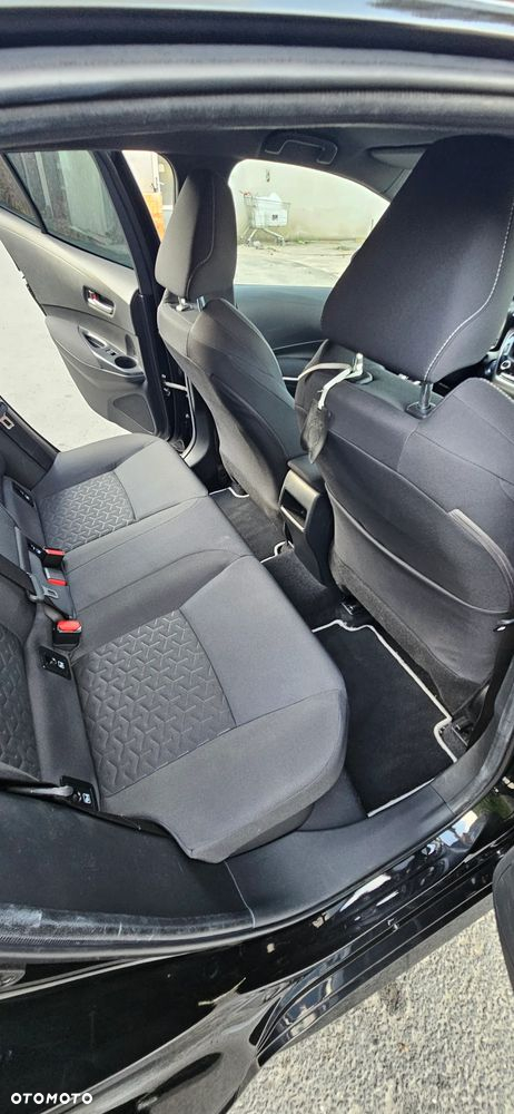 Toyota Corolla 1.8 Hybrid Active - 9