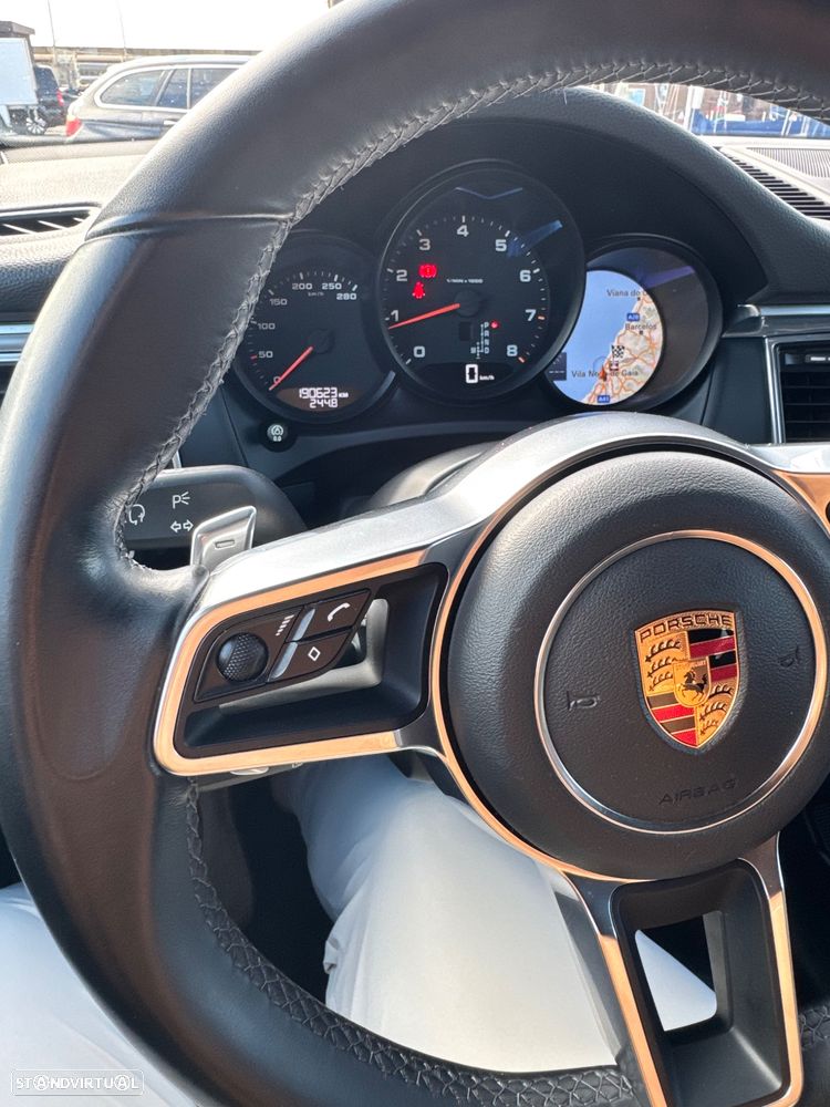 Porsche Macan 2.0T — fotografia 37