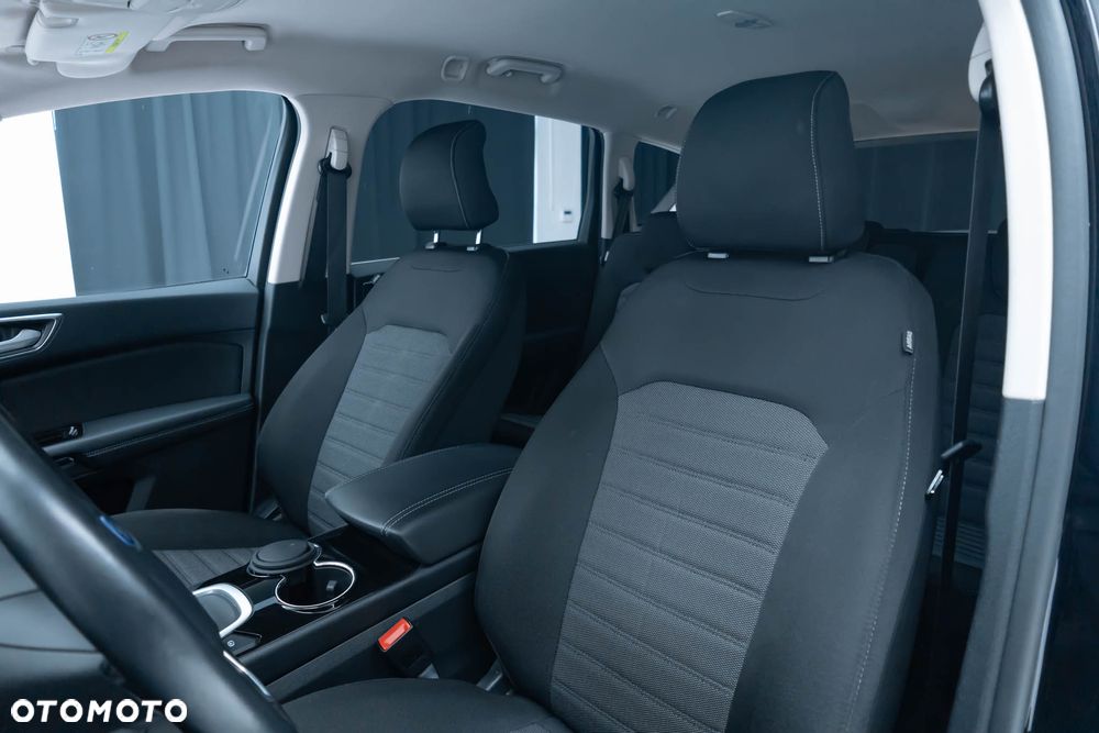 Ford S-Max 2.5 Duratec FHEV TITANIUM - 18