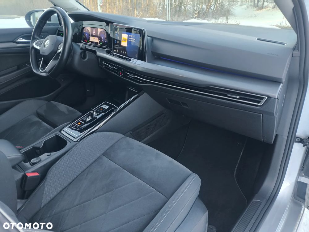 Volkswagen Golf - 18