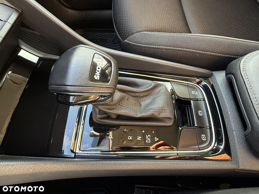 Skoda Karoq 2.0 TDI SCR 4x2 Style DSG - 26