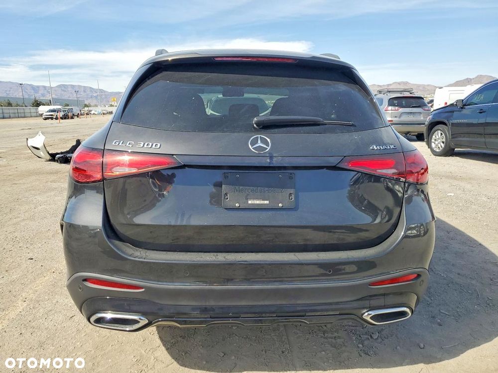 Mercedes-Benz GLC - 7