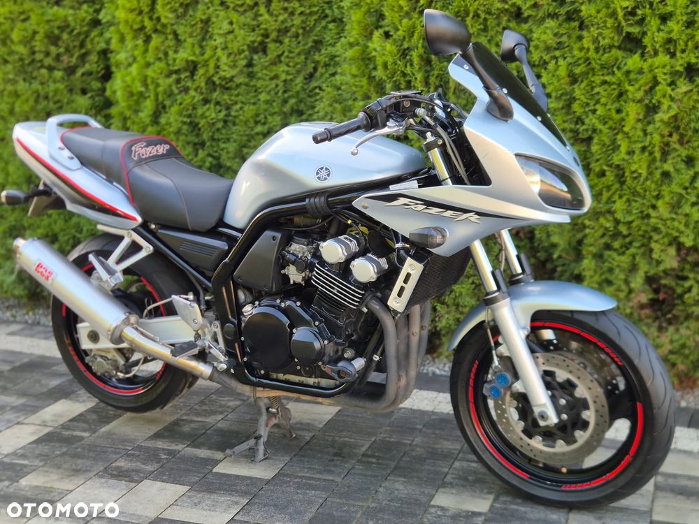 Yamaha FZ6 - 1
