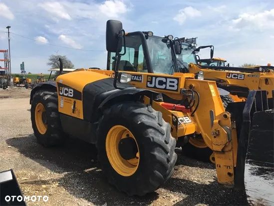 JCB 526-56 SKRZYNIA WAŁ RAMIĘ  MECHANIZM ROZDZIELACZ ATAK ZWOLNICA - 1