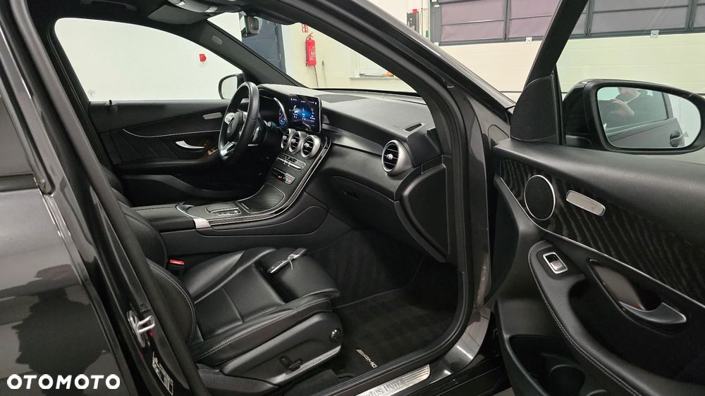 Mercedes-Benz GLC 300 de 4Matic 9G-TRONIC AMG Line Plus - 8