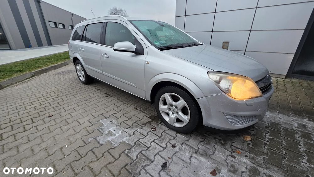 Opel Astra 1.7 CDTI DPF Color Edition - 18